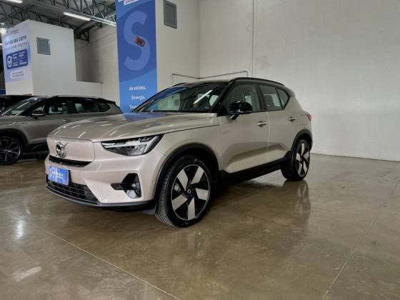 VOLVO XC40 P8 RECHARGE TWIN ELECTRIC ULTIMATE AWD VOLVO XC40 P8 RECHARGE TWIN ELECTRIC ULTIMATE AWD